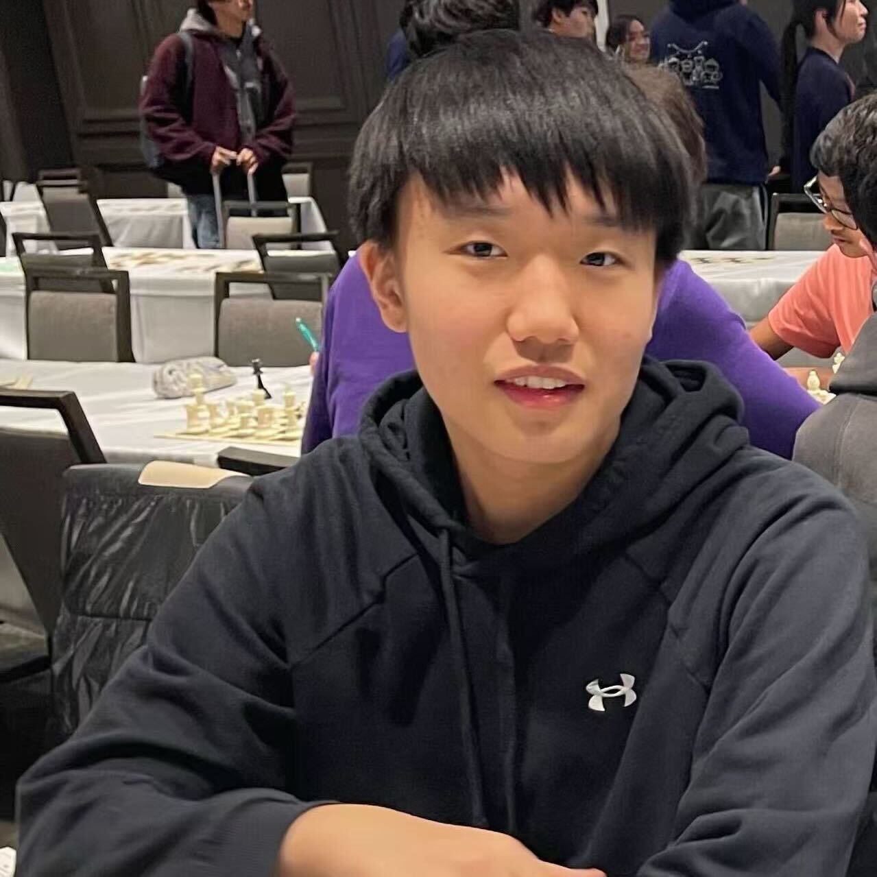 Jonathan Xu headshot