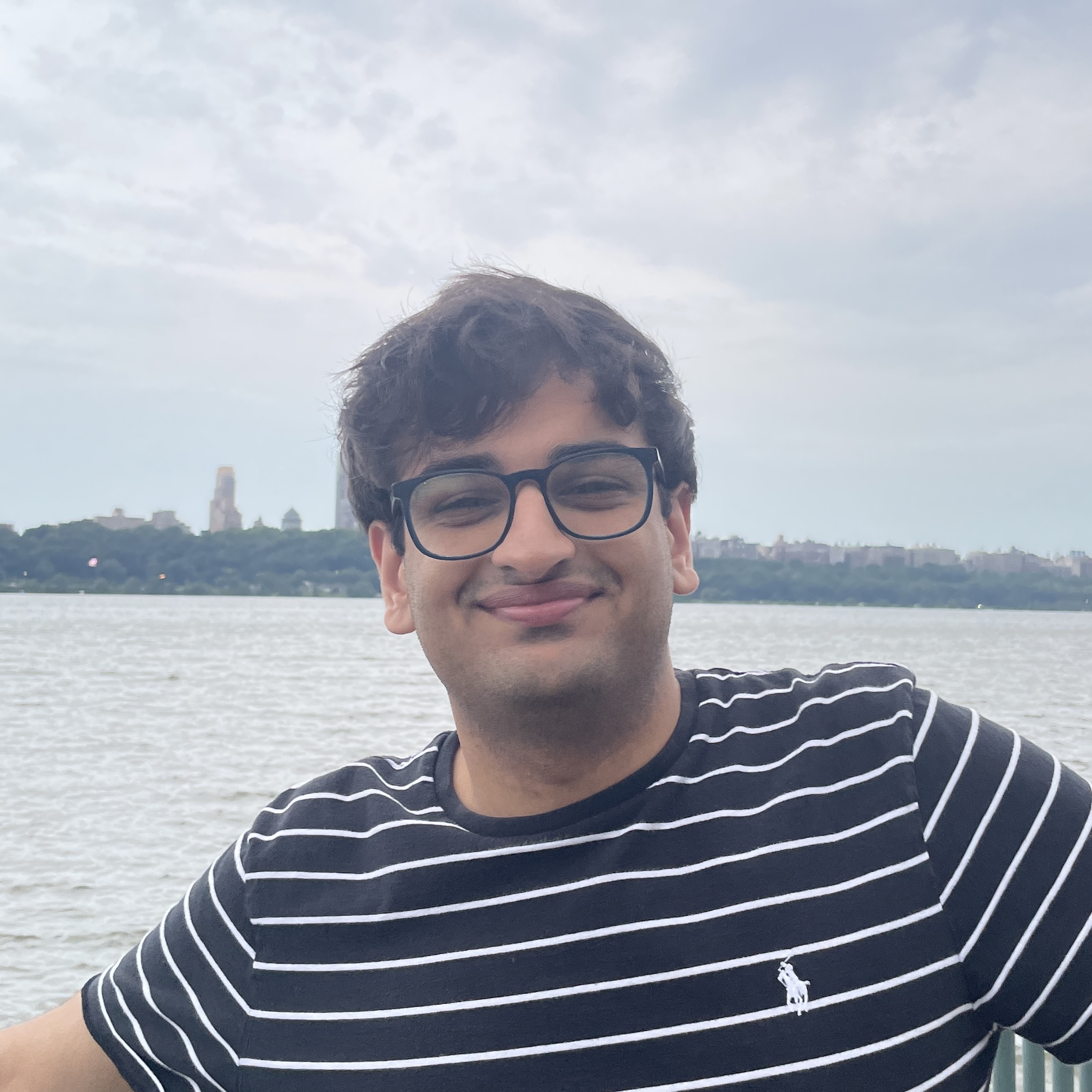 Vivek Rajani headshot